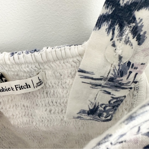 Abercrombie Tropical blue print linen crop top Sz. L - Picture 4 of 7